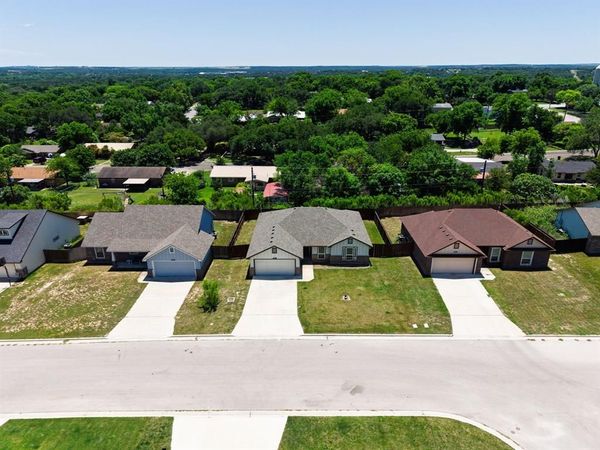 1124 Limestone Drive , Lampasas, TX 76550