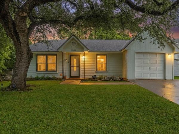2001 Century Drive , Waco, TX 76712
