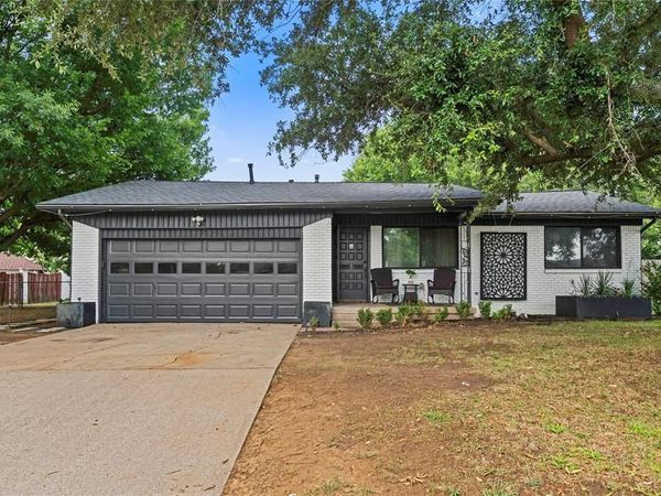 8128 Newman Drive, North Richland Hills, TX 76180