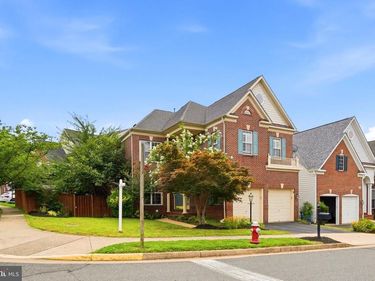 8181 USHER DRIVE, LORTON, VA 22079