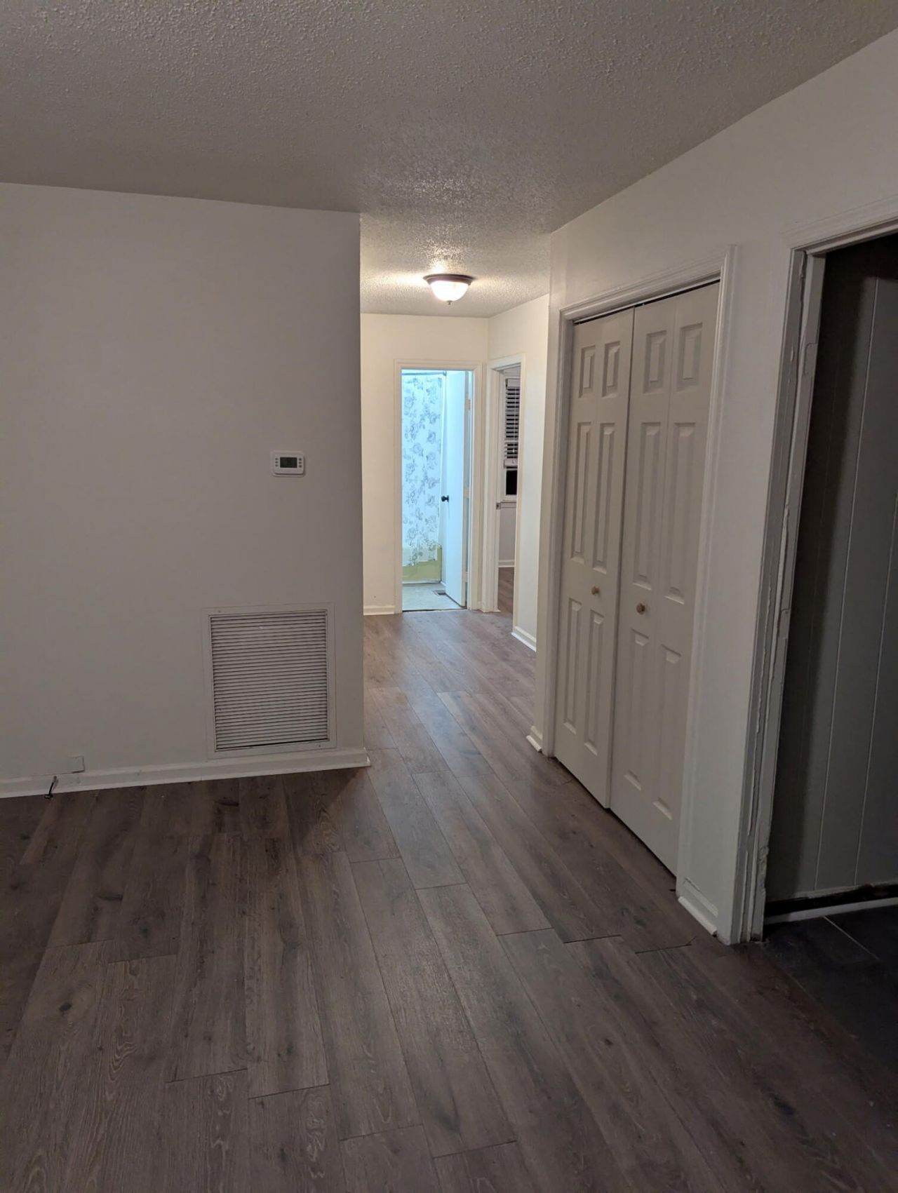605 S Rucker Drive Photo 5