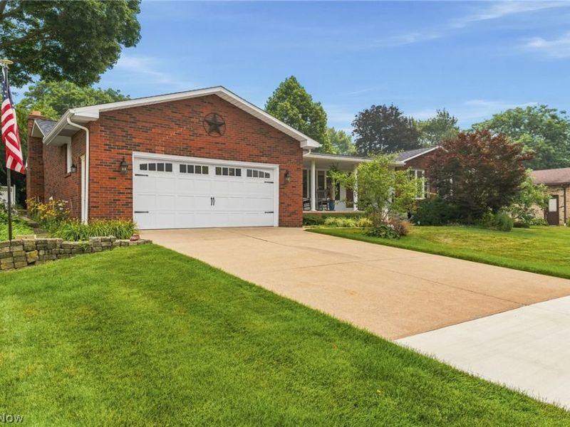 5308 Lindenwood Street, Louisville, OH 44641 Photo 3