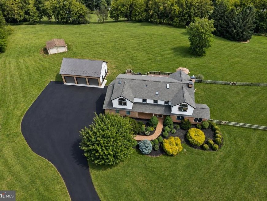 24 Lehmann Drive, Douglassville, PA 19518 Main Photo