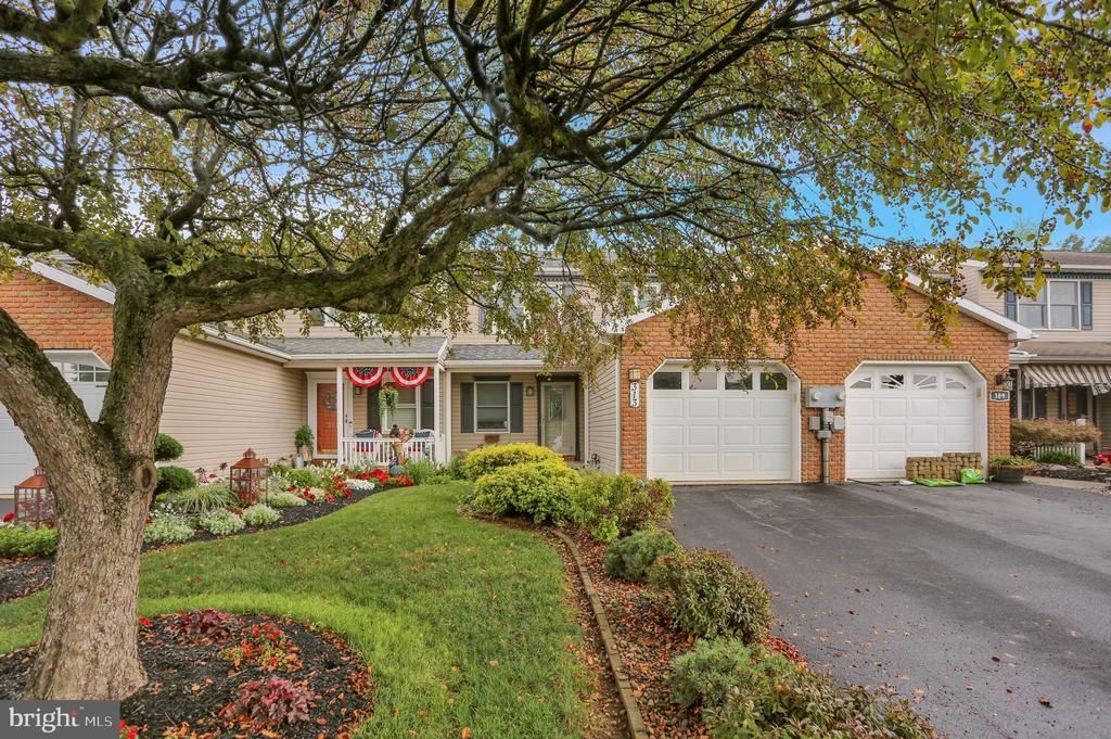 313 ACORN CIRCLE, LEBANON, PA 17042
