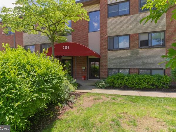 3300 S 28TH STREET, Unit 301, ALEXANDRIA, VA 22302