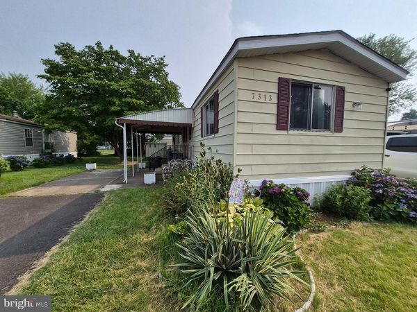 7313 HANSBURY DRIVE , MORRISVILLE, PA 19067
