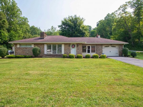 1431 Paw Paw Creek Road, Rivesville, WV 26588
