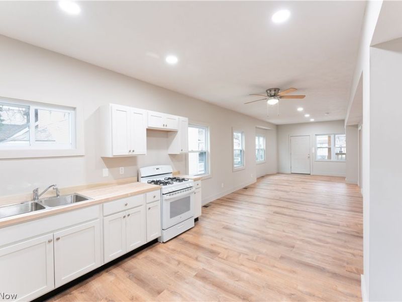 842 E 144th Street, Cleveland, OH 44110 Photo 4