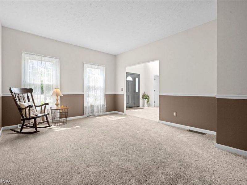 17118 Woodlawn Court, Strongsville, OH 44149 Photo 13