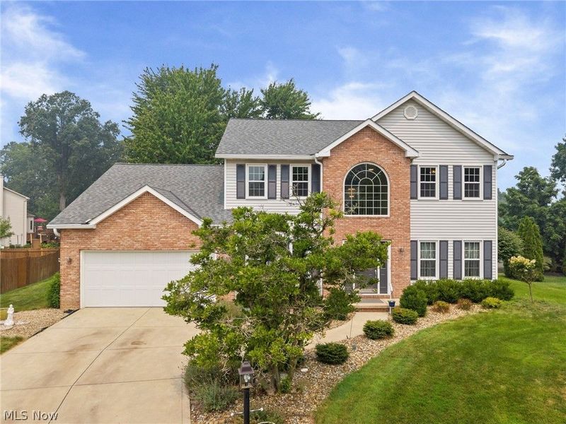 17118 Woodlawn Court, Strongsville, OH 44149 Photo 2