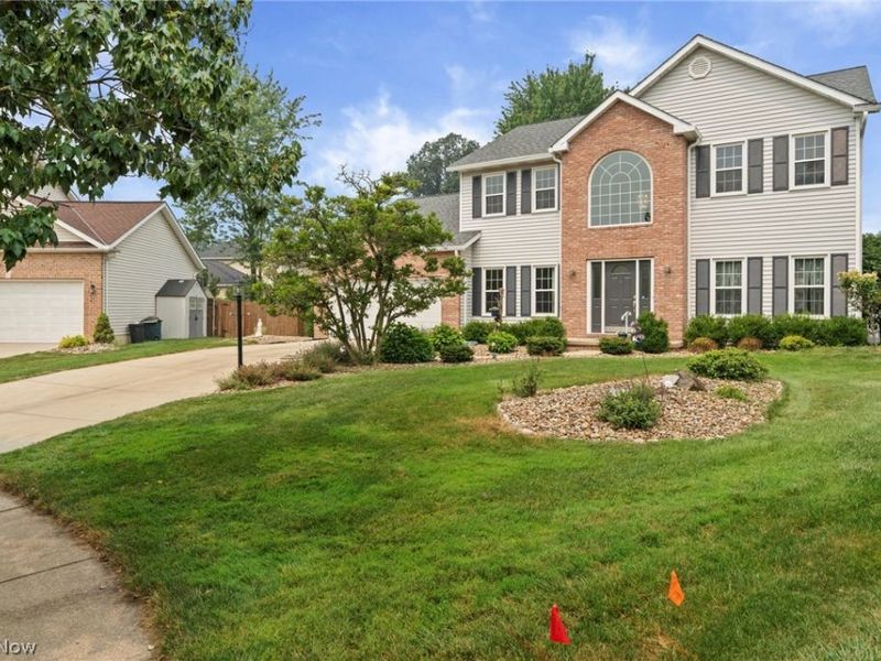 17118 Woodlawn Court, Strongsville, OH 44149 Photo 4