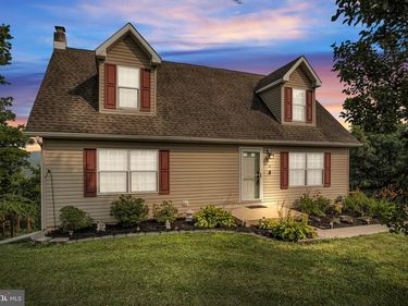 25 RAINBOW TRAIL, WELLSVILLE, PA 17365