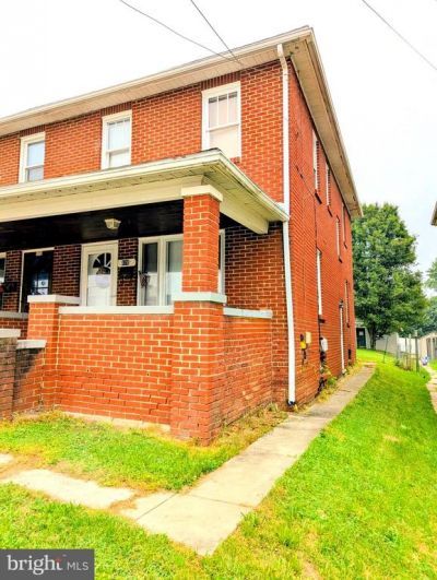 878 1/2 York Street, Hanover, PA 17331 Main Photo