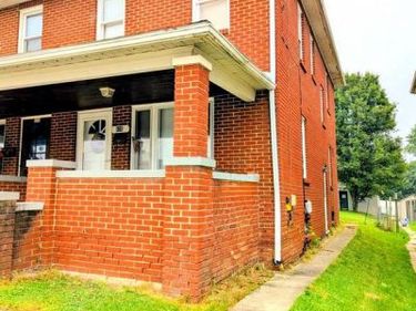 878 1/2 YORK STREET , HANOVER, PA 17331