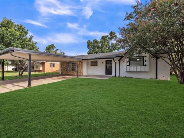 3407 NE 10th Street , Mineral Wells, TX 76067