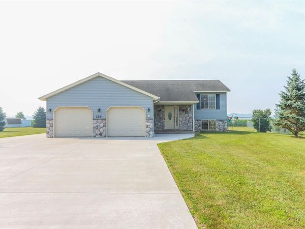 2581 GOLDEN EAGLE ROAD, Kronenwetter, WI 54455