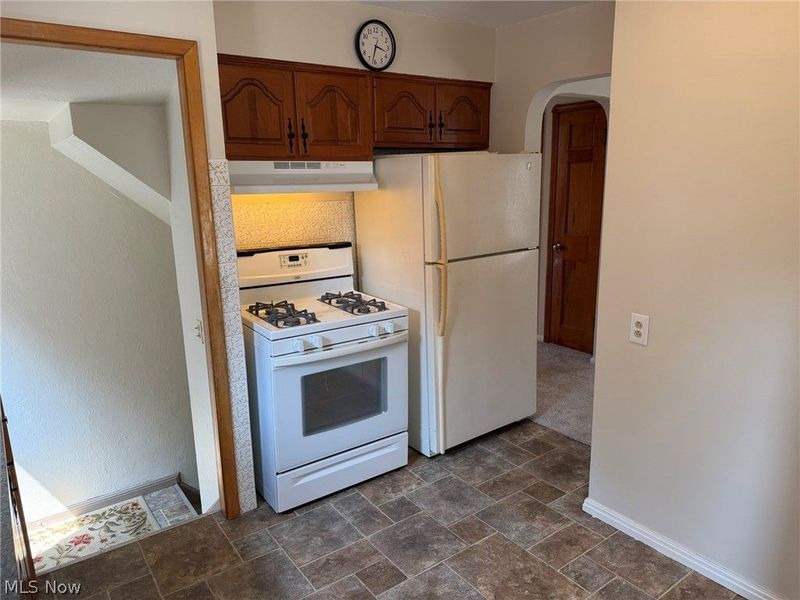 5714 Gilbert Avenue, Parma, OH 44129 Photo 8