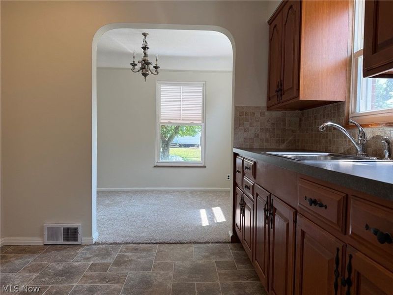 5714 Gilbert Avenue, Parma, OH 44129 Photo 9