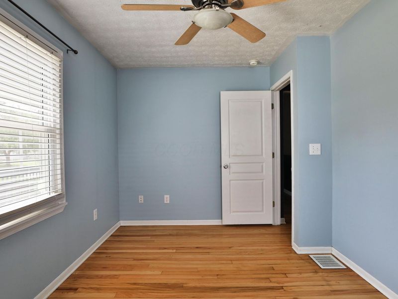 1120 Urana Avenue , Columbus, OH 43224 Photo 21