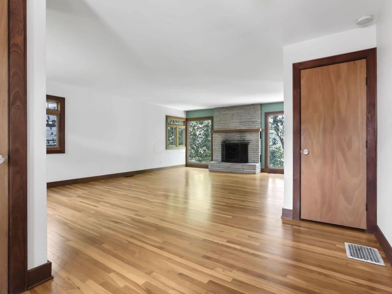 84 S Riverview Street, Dublin, OH 43017 Photo 10