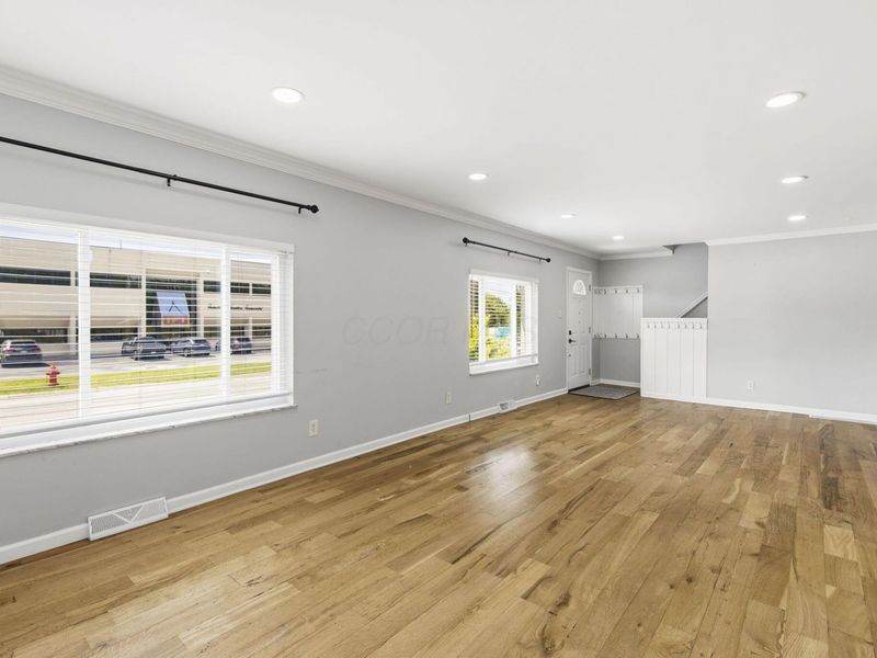252 E Broadway Avenue , Westerville, OH 43081 Photo 8