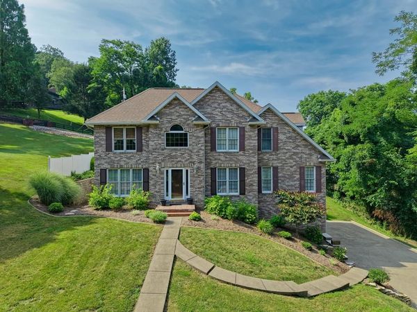435 Edgewood Terrace, New Martinsville, WV 26155