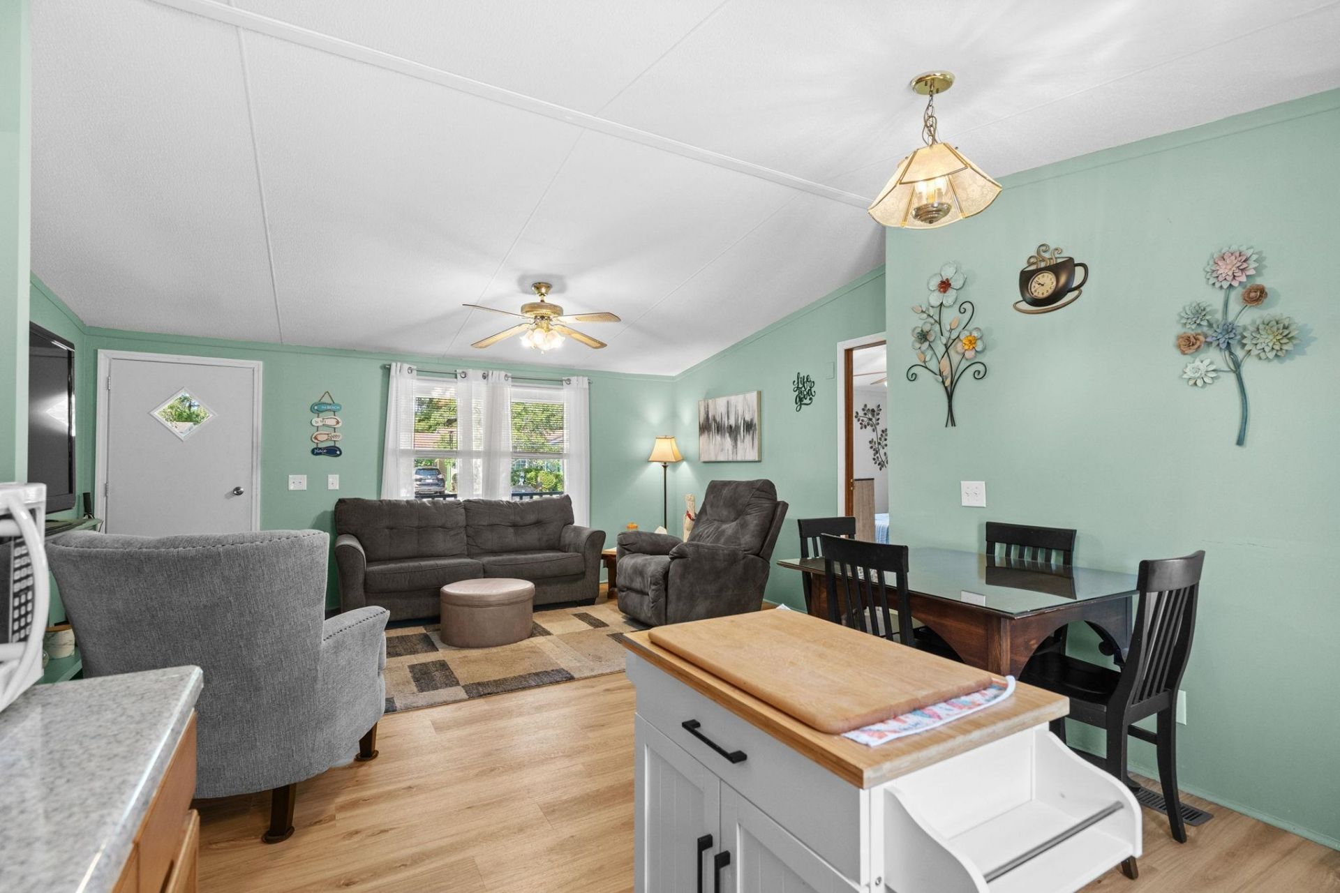 3254 Lyndon Dr.  Photo 20
