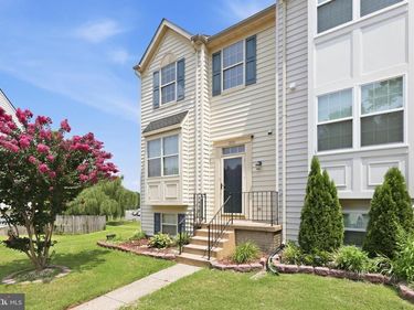 8731 DEBLANC PLACE, MANASSAS, VA 20110