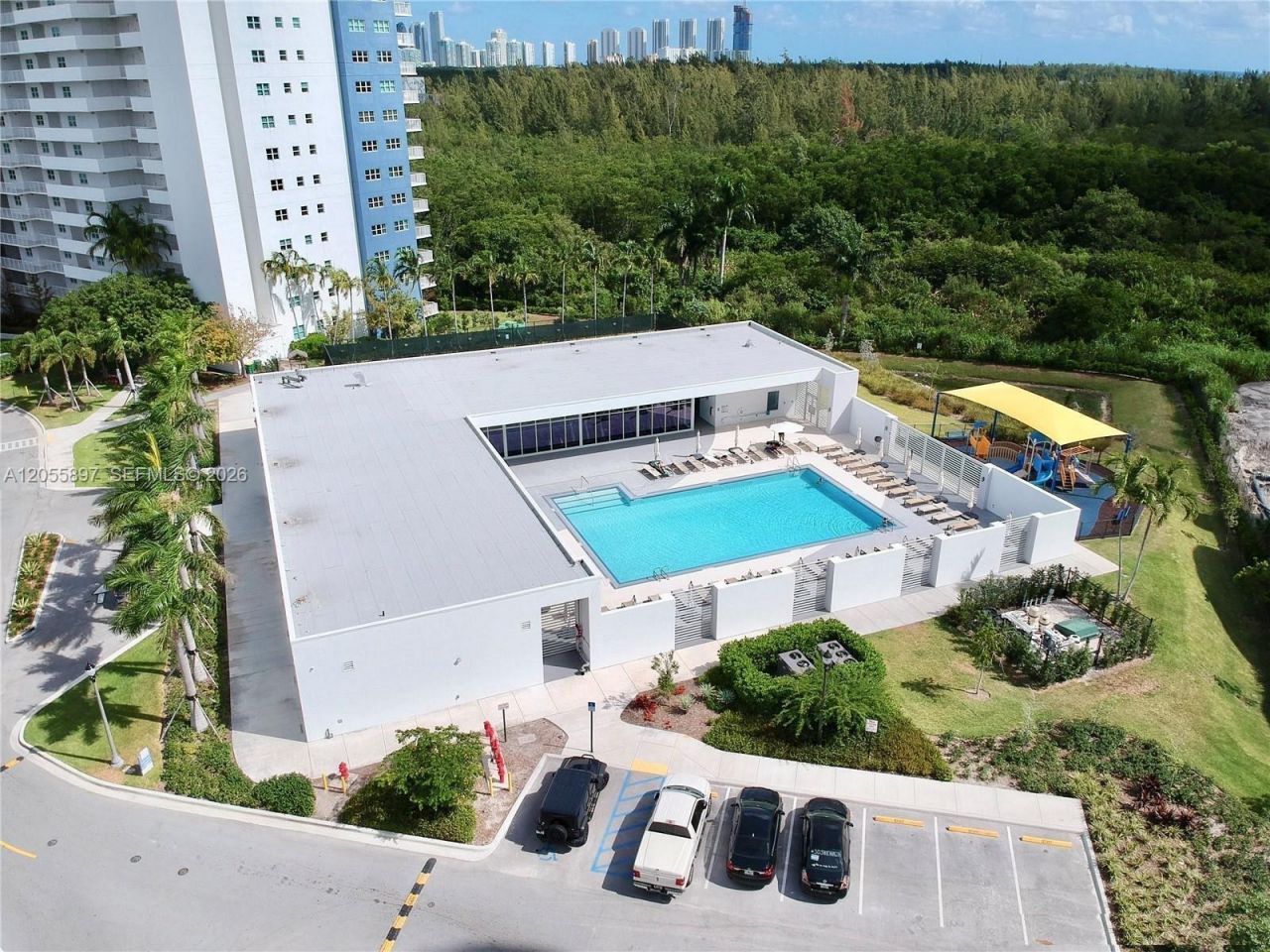 14951 Royal Oaks Ln , Unit 409, North Miami, FL 33181 Photo