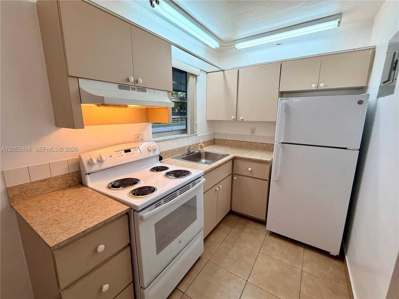 1502 N 57th Ter , Unit 1502, Hollywood, FL 33021 Photo