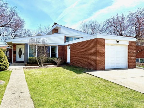 9131 Kilbourn Avenue , Skokie, IL 60076
