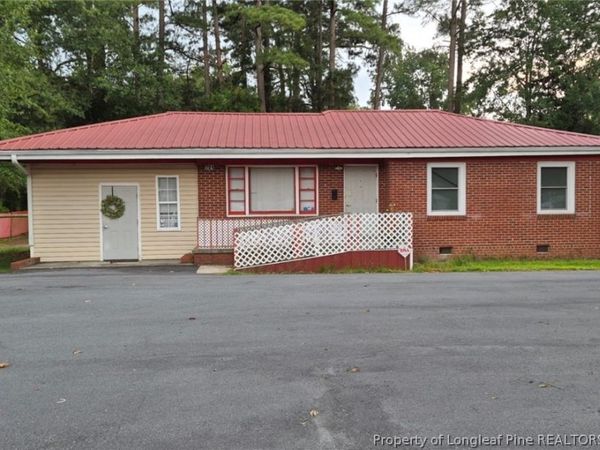 701 Harris Avenue, Raeford, NC 28376