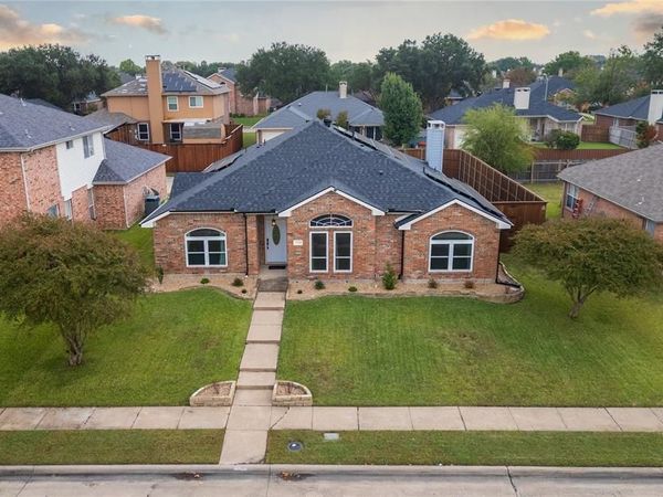 2604 Hackberry Creek , Mesquite, TX 75181