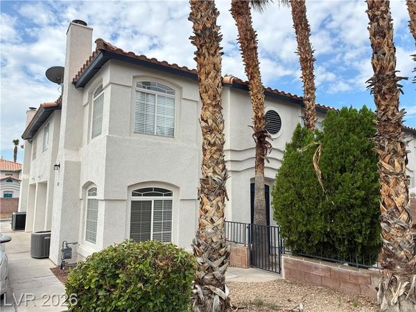 5028 Starfinder Avenue, Las Vegas, NV 89108