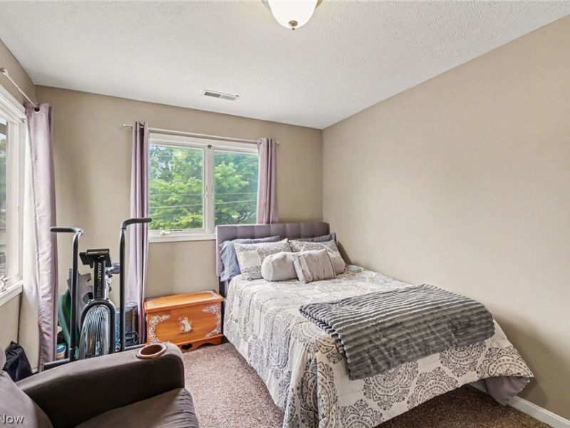 145 Vineyard Road, Avon Lake, OH 44012 Photo 18