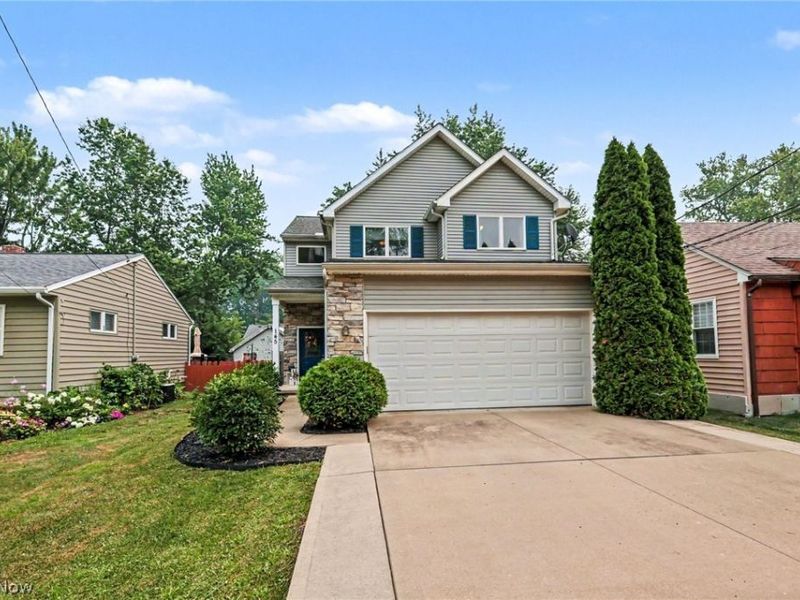 145 Vineyard Road, Avon Lake, OH 44012 Photo 2