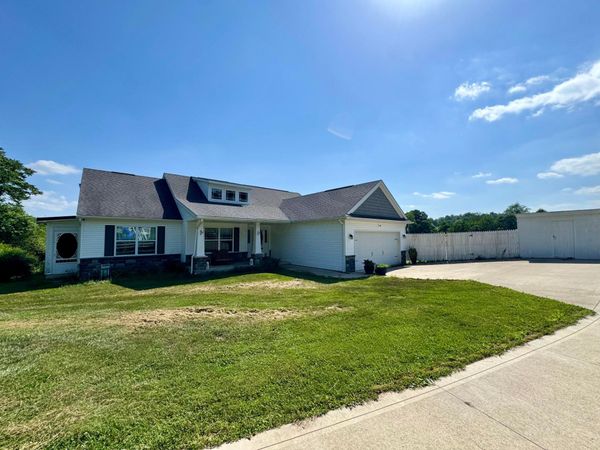 4436 State Route 345 NE, New Lexington, OH 43764