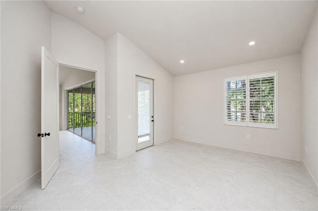 7128 Timberland Cir, Unit 201, Naples, FL 34109 Photo