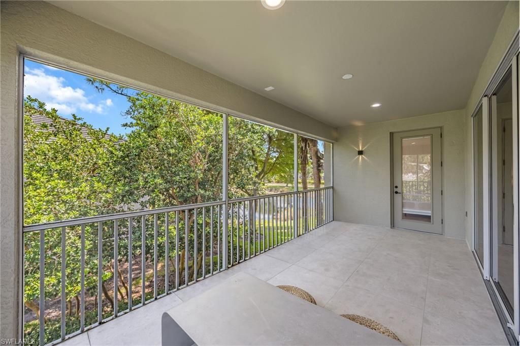 7128 Timberland Cir, Unit 201, Naples, FL 34109 Photo