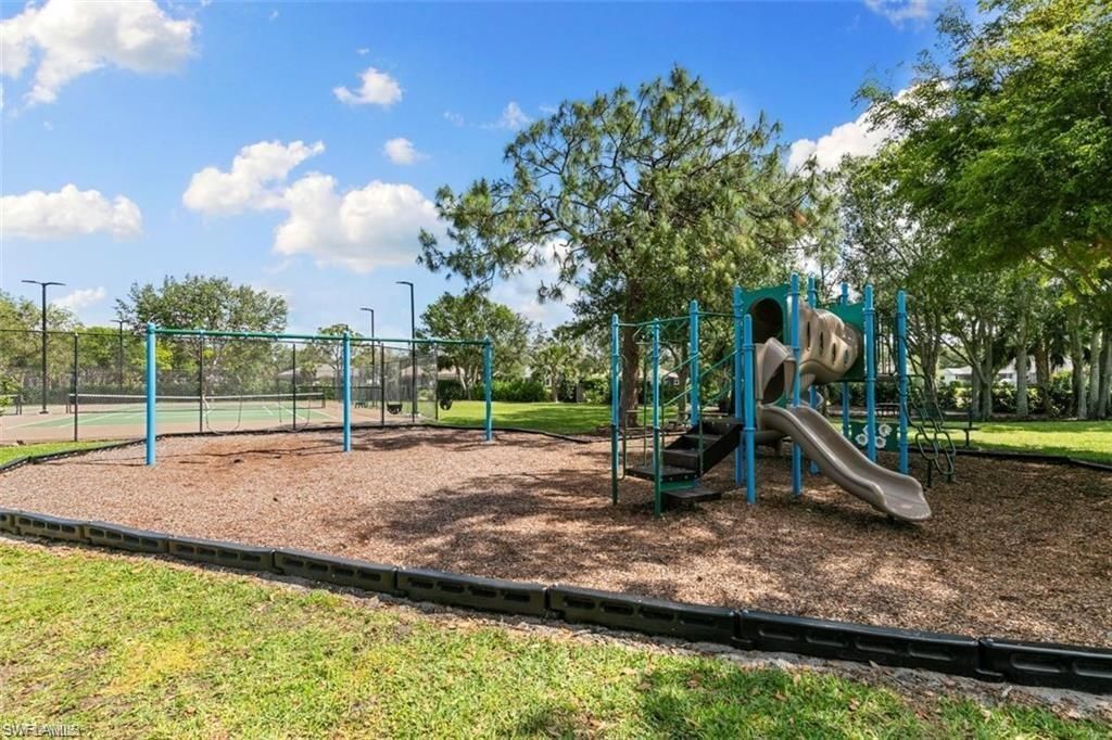 7128 Timberland Cir, Unit 201, Naples, FL 34109 Photo