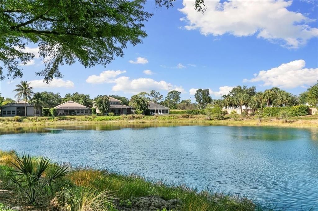7128 Timberland Cir, Unit 201, Naples, FL 34109 Photo