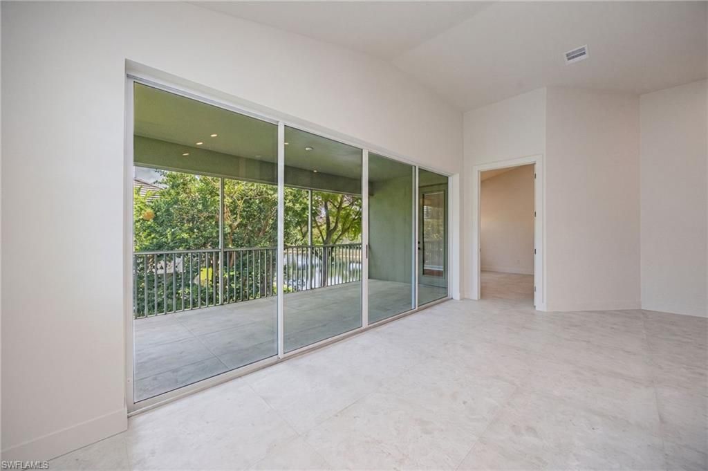 7128 Timberland Cir, Unit 201, Naples, FL 34109 Photo