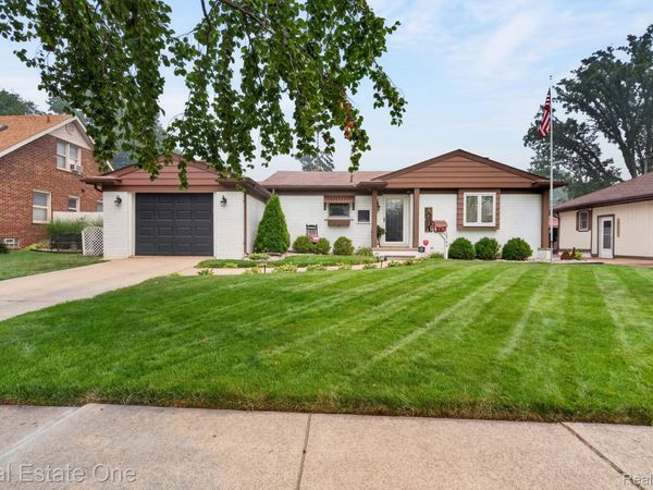 13704 Argyle Street, Southgate, Mi 48195