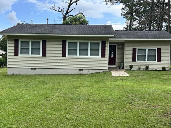 912 S Cleveland Street , Quincy, FL 32351