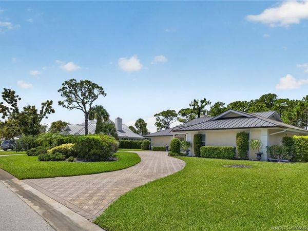 6072 SE Medinah Lane , Stuart, FL 34997