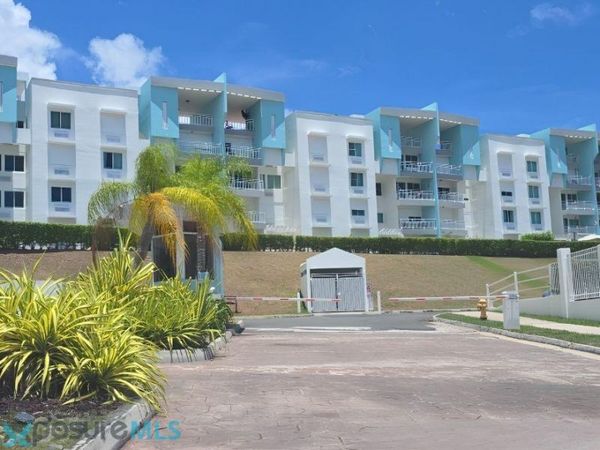 1 HILLSIDE VILLAGE COND. CAMINO LAS PICUAS, Unit C-PH1, Rio Grande, PR 00745