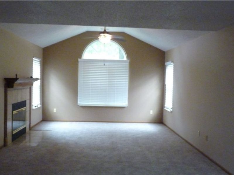 50 Stratford Green Drive, Unit 4, Canfield, OH 44406 Photo 9