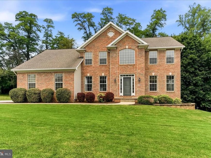 125 Fieldstone Court, York, PA 17402 Main Photo