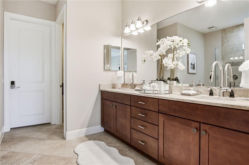 4433 Tamarind Way , Naples, FL 34119 Photo
