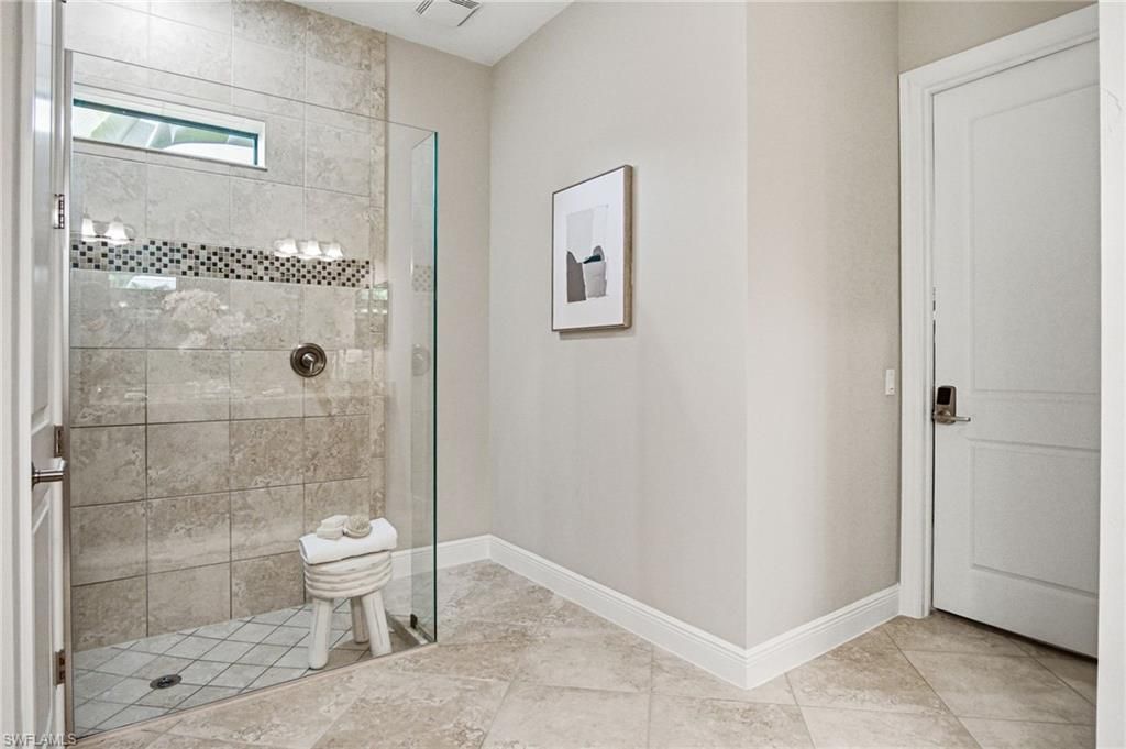 4433 Tamarind Way , Naples, FL 34119 Photo